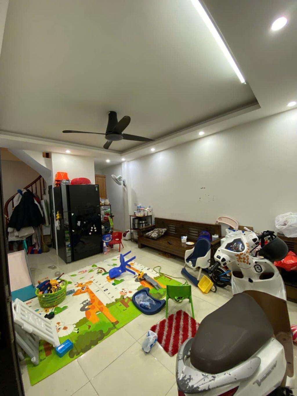 BÁN NHÀ ÔTÔ ĐỖ CỔNG- 2 THOÁNG, YÊN BÌNH, KĐT VĂN QUÁN, 6.09tỷ.